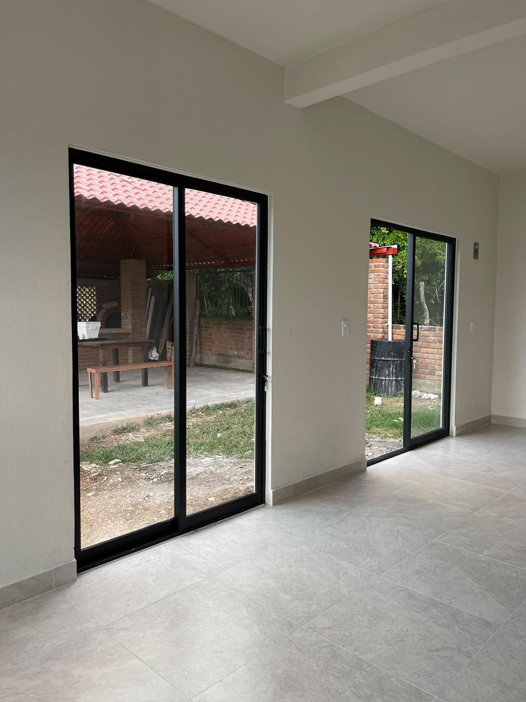 Interior · cancelería · Construq · Arq. Almira Hernández Salinas